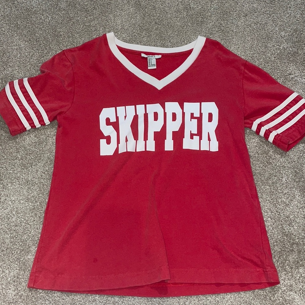 red tshirt